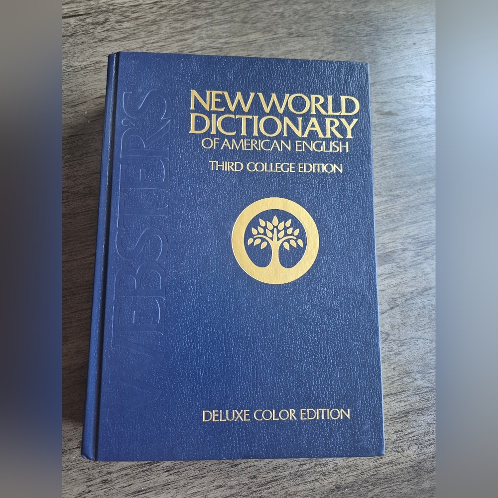 New World Dictionary - Blue and Gold Edition